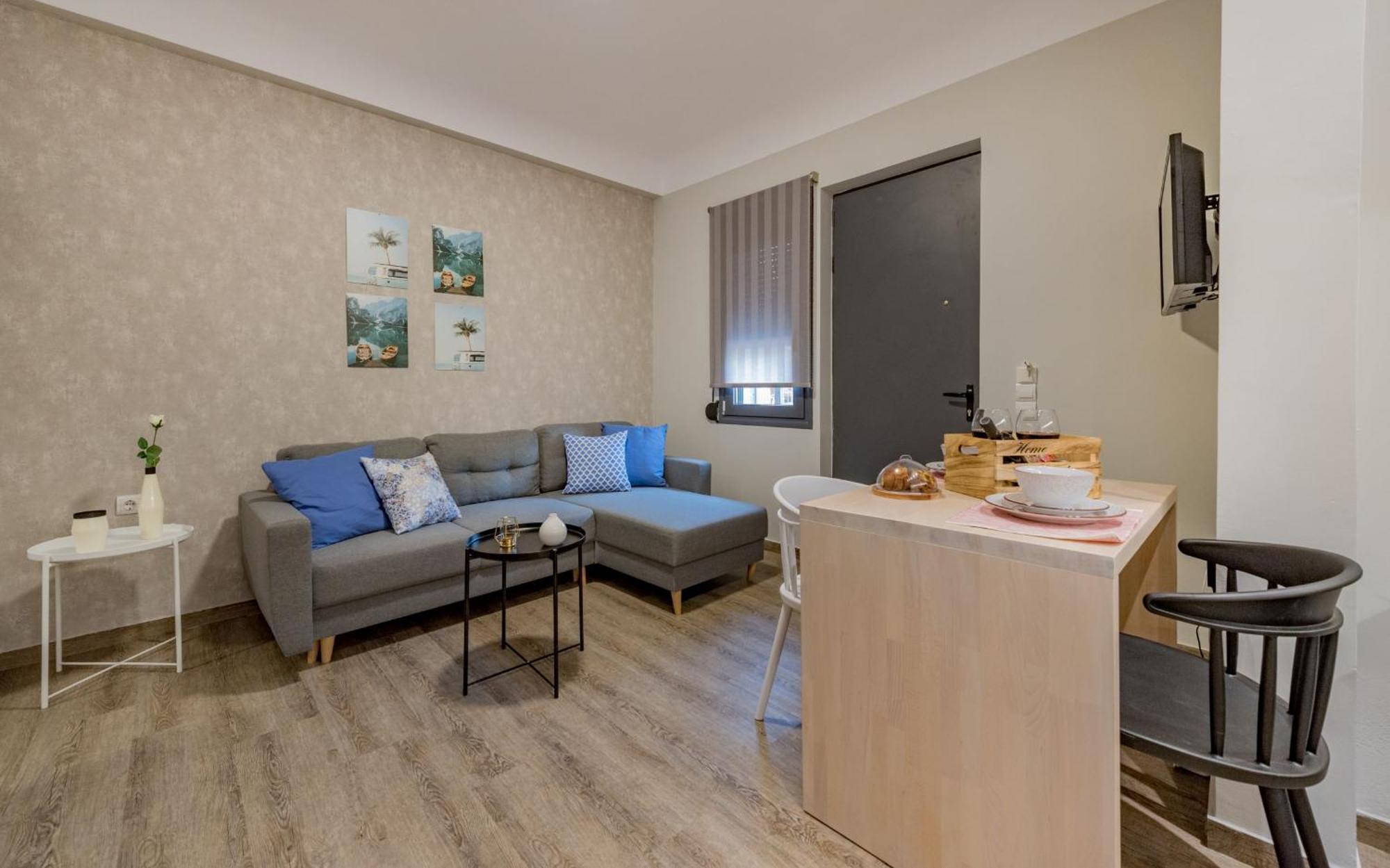 Stylish & Bright Apartment In The City Centre ザキントス エクステリア 写真